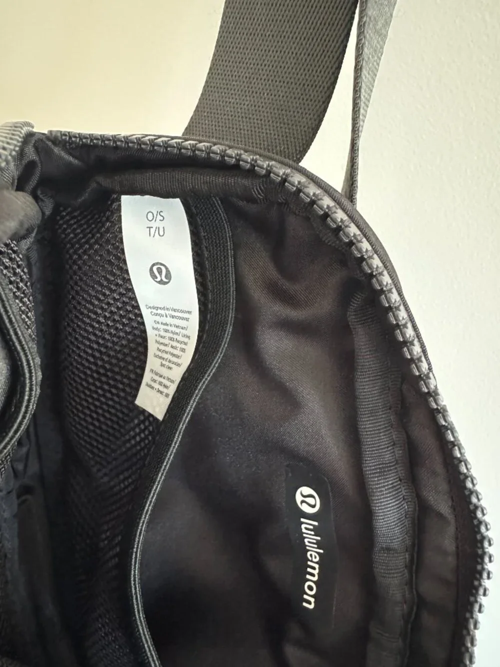 NWOT Lululemon Everywhere Belt Bag, Black 1L